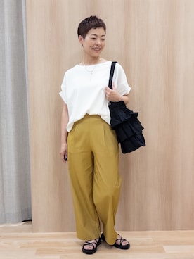 「grove（グローブ）の【持続冷感・体型カバー】サテンパイピングドルマンカットソー（Tシャツ/カットソー、ホワイト系）」を使った、rk03170613さん（レディース・161cm）の夏コーディネート