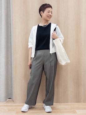 「grove（グローブ）の【シリーズ累計36万枚！名品ニット】やわらかドライタッチ ドルマンニット（ニット/セーター、ブラック系）」を使った、rk03170613さん（レディース・161cm）の夏コーディネート