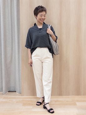 「grove（グローブ）の【洗濯機◎・体型カバー】ON/OFF使える、シアースキッパーシャツ（シャツ/ブラウス、ブラック系）」を使った、rk03170613さん（レディース・161cm）の夏コーディネート