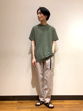「Gramicci（グラミチ）のアイテム（トップス）」を使った、バンドウさん（メンズ・173cm）の夏コーディネート