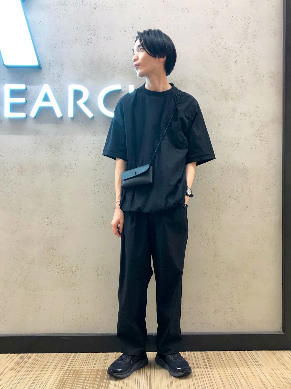 バンドウ(URBAN RESEARCH なんばCITY)|URBAN RESEARCHのTシャツ/カットソーを使ったコーディネート - WEAR