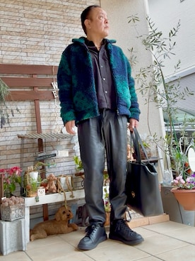 「VERSACE（ヴェルサーチ）のアイテム」を使った、かつさん（メンズ・174cm）の冬コーディネート