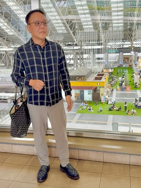 「ZARA（ザラ）のアイテム（シャツ/ブラウス、ブルー系）」を使った、かつさん（メンズ・174cm）の秋コーディネート