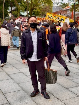 「UNITED ARROWS（ユナイテッドアローズ）のストレッチフランネル ノープリーツ スラックス COMFORT EASY-MODEL ヨコストレッチ（スラックス、グレー系）」を使った、かつさん（メンズ・174cm）の春コーディネート