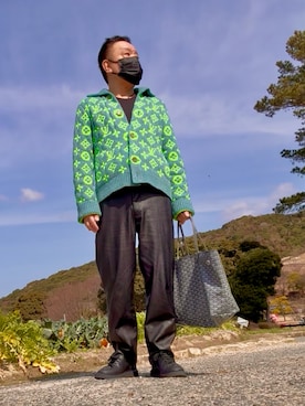 「VERSACE（ヴェルサーチ）のアイテム」を使った、かつさん（メンズ・174cm）の春コーディネート