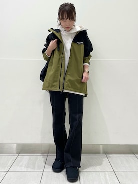 「GERRY（ジェリー）のアイテム（マウンテンパーカー）」を使った、しずかさん（レディース・155cm）の秋コーディネート