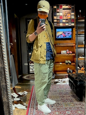 「carhartt」｜「アイテム（腕時計）」を使った、Allen さん（メンズ・167cm）の冬コーディネート