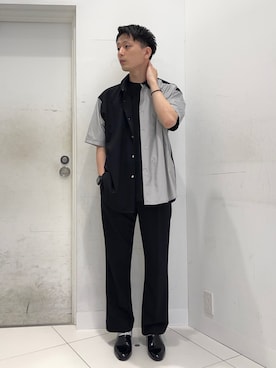 「ストレートパンツ」｜「アイテム（スリッポン）」を使った、わかさまさん（メンズ・173cm）の春コーディネート