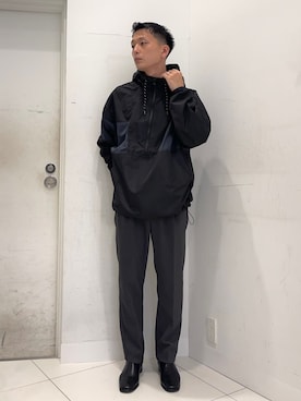 「ストレートパンツ」｜「アイテム（マウンテンパーカー）」を使った、わかさまさん（メンズ・173cm）の秋コーディネート