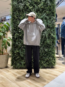 「URBAN RESEARCH（アーバンリサーチ）のアイテム（パーカー）」を使った、わかさまさん（メンズ・173cm）の春コーディネート