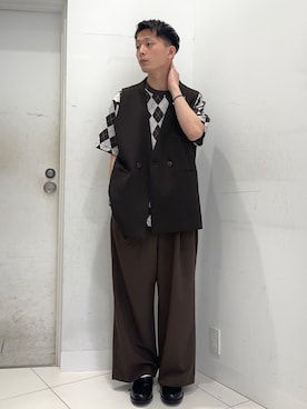 「アイテム（ベスト、ブラウン系）」を使った、わかさまさん（メンズ・173cm）の春コーディネート