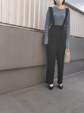 「coca（coca）（コカ）のアイテム（サロペット/オーバーオール）」を使った、hibi00さん（レディース・160cm）の冬コーディネート