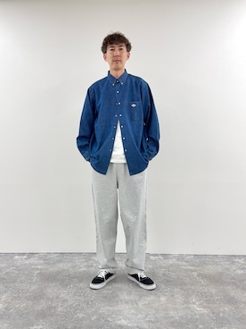 「NOLLEY’S（ノーリーズ）の【DANTON/ダントン】DOT BUTTON B.D. SHIRT（DT-B0293 DUG）（シャツ/ブラウス、ブルー系）」を使った、Nicolas Tanakaさん（メンズ・181cm）の夏コーディネート