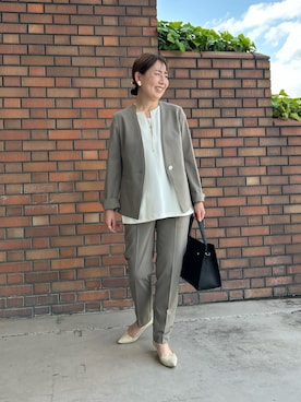 「カーキ」｜「アイテム（ノーカラージャケット）」を使った、sachirinさん（レディース・153cm）の夏コーディネート