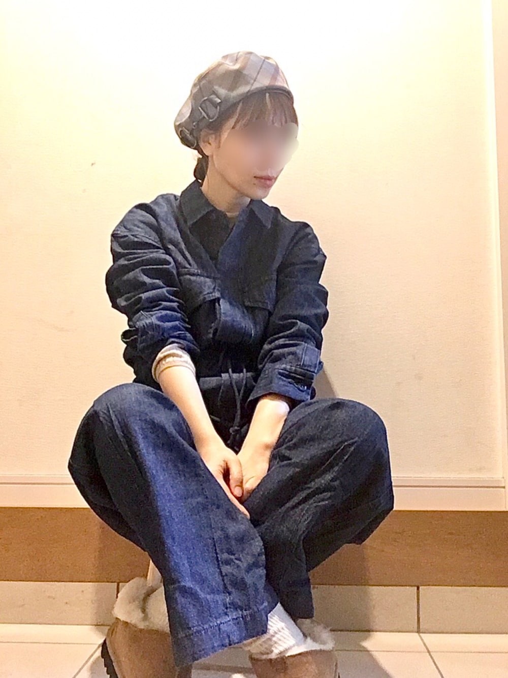 「今日のコーデ、休日スタイル、ジャンプスーツ、ベレー帽、骨格ナチュラル、イエベ秋、顔タイプフレッシュ、ほめられ本命コーデ」｜「CA4LAのアイテム（ハンチング/ベレー帽、ブルー系）」を使った、KOMAさん（レディース・156cm）の冬コーディネートの1枚目の写真