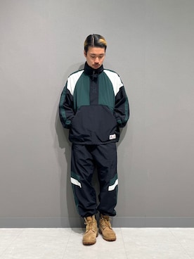 「ストリートファッション」｜「アイテム（ナイロンジャケット）」を使った、REIJIさん（メンズ・175cm）の秋コーディネート
