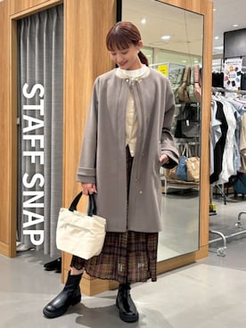 「アイテム（ノーカラーコート）」を使った、FOUND GOODさん（レディース・164cm）の冬コーディネート