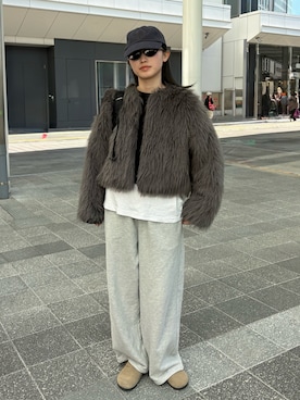 「NUEF （ヌエフ）のアイテム」を使った、airii076さん（レディース・164cm）の冬コーディネート