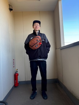 「アイテム（ボディバッグ/ウエストポーチ）」を使った、あのやなぎさん（メンズ・176cm）の秋コーディネート