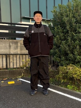 「アイテム（帽子、ブルー系）」を使った、あのやなぎさん（メンズ・176cm）の冬コーディネート