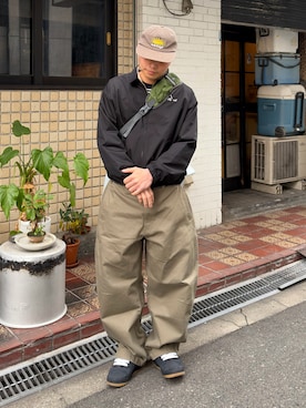 「BROKEN BASE（ブロークンベース）のアイテム（バッグ）」を使った、Shimoさん（メンズ・169cm）の春コーディネート