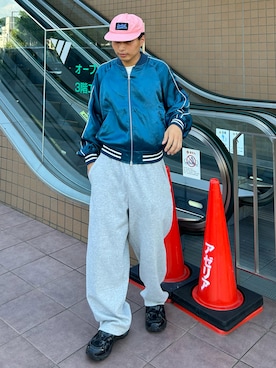 「アイテム（スカジャン）」を使った、Shimoさん（メンズ・169cm）の秋コーディネート