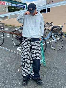 「アイテム（ローファー）」を使った、Shimoさん（メンズ・169cm）の秋コーディネート