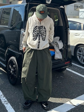 「アイテム（パーカー）」を使った、Shimoさん（メンズ・169cm・20代）の秋コーディネート