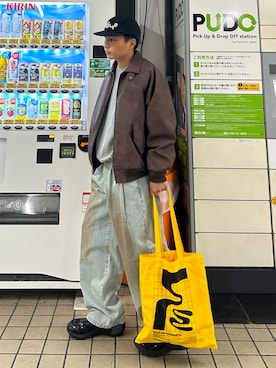 「アイテム（トートバッグ）」を使った、Shimoさん（メンズ・169cm・20代）の秋コーディネート