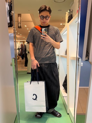 「UNDERSTATEMENTs(アンダーステイトメント)の【ユニセックス】ナイロンテックワンショルダーバッグ(ショルダーバッグ)」を使った、Shimoさん(メンズ・169cm)の秋コーディネート