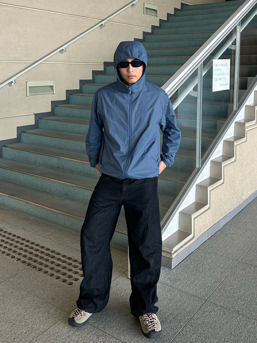 「秋っぽコーデ更新中、ユニクロ、GU、初秋コーデ、休日コーデ、カジュアルコーデ、メンズファッション、お洒落さんとつながりたい、低身長コーデ、スニーカー、秋コーデ、ootd、outfit、fashion、サングラス」｜「UNIQLOのアイテム（ジャケット/アウター、ブルー系）」を使った、Shimoさん（メンズ・169cm）の秋コーディネートの1枚目の写真