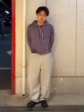 「MUSINSA（ムシンサ）のアイテム（パーカー、パープル系）」を使った、Shimoさん（メンズ・169cm）の春コーディネート