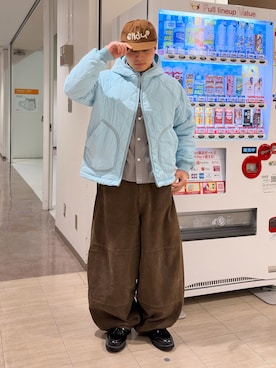 「WISH FOR EVER（ウィッシュフォーエバー）の【 3color/ 3size 】2WAY DRAW CODE QUILTING FAKE FUR HOOD JACKET（ブルゾン、ブルー系）」を使った、Shimoさん（メンズ・169cm）の春コーディネート