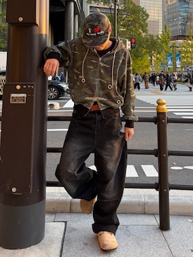 「アイテム（サンダル）」を使った、Shimoさん（メンズ・169cm・20代）の冬コーディネート