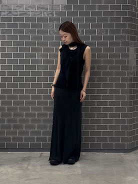 「URBAN RESEARCH（アーバンリサーチ）のキュプラバイアススカート（スカート、ブラック系）」を使った、COCOAさん（レディース・155cm）の秋コーディネート