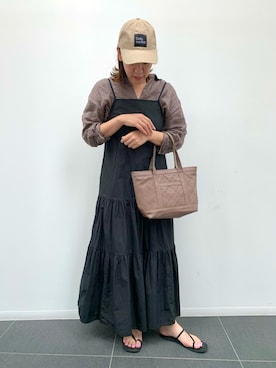 「ブラウン×ブラック」｜「アイテム（サンダル）」を使った、zakkyyyyyさん（レディース・163cm）の秋コーディネート