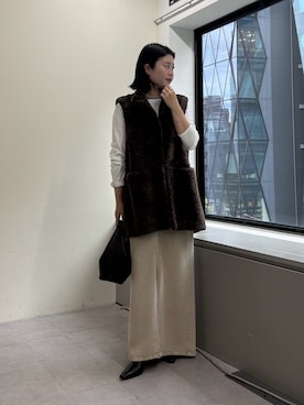 「GALLARDAGALANTE（ガリャルダガランテ）のスタンドカラーファーベスト（ベスト、ブラウン系）」を使った、rui さん（レディース・161cm）の秋コーディネート