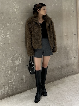 「MOUSSY（マウジー）のアイテム（その他パンツ）」を使った、入江 葵さん（レディース・148cm）の秋コーディネート