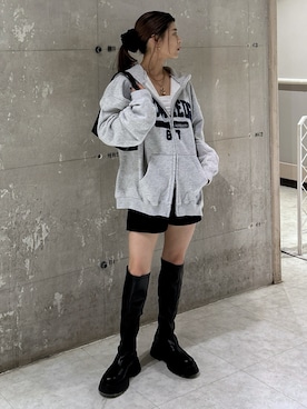 「アイテム（ヘアゴム）」を使った、入江 葵さん（レディース・148cm）の秋コーディネート