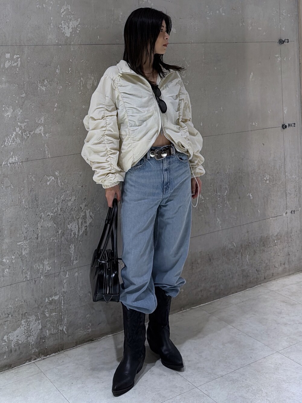 26年SS新作】SHIRRING OVER NYLON ブルゾンを使った人気ファッション