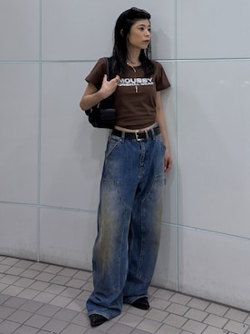 「MOUSSY（マウジー）のMANY POCKET HOBO バッグ（ショルダーバッグ、ブラック系）」を使った、入江 葵さん（レディース・148cm）の夏コーディネート