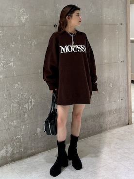 「MOUSSY（マウジー）のアイテム（その他パンツ）」を使った、入江 葵さん（レディース・148cm）の秋コーディネート