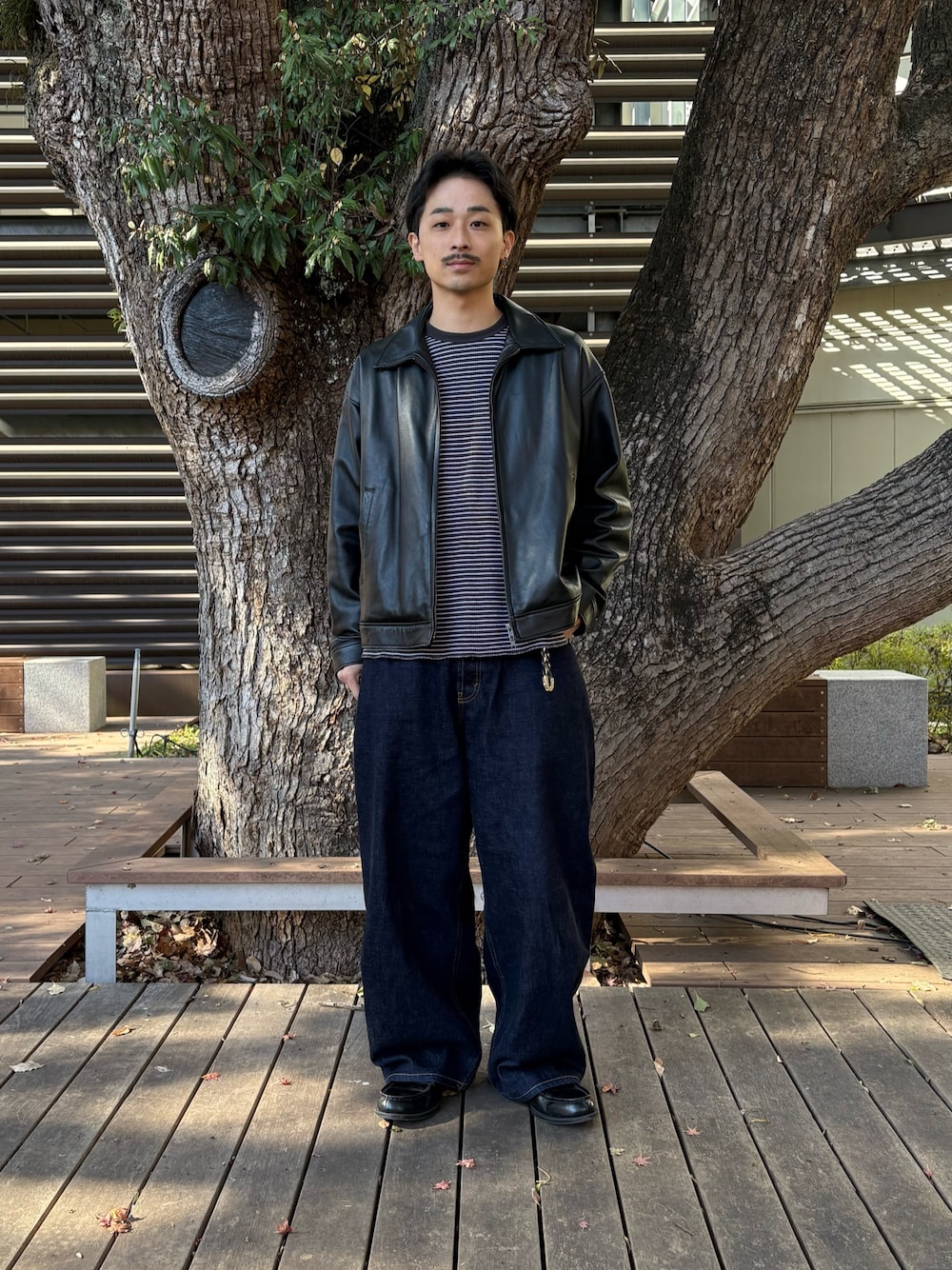 BEAMS（ビームス）の「ワイドフィット レザー ジップブルゾン