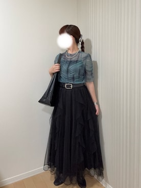 「cheriella（シェリエラ）の【cheriella】プリントシアーギャザートップス半袖（Tシャツ/カットソー、ブルー系）」を使った、ﾖｲﾁｮまる。さん（レディース・151cm）の秋コーディネート