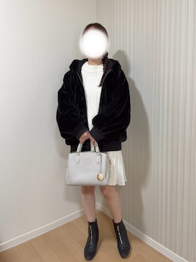 「FURLA（フルラ）のアイテム」を使った、ﾖｲﾁｮまる。さん（レディース・151cm）の秋コーディネート