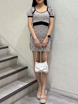 「RESEXXY（リゼクシー）のドットミニニットタイトワンピース（ワンピース、ベージュ系）」を使った、misakiさん（レディース・163cm）の春コーディネート
