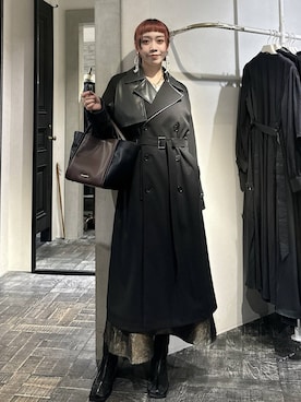 「アイテム（トレンチコート）」を使った、HARE / 瑜ユイさん（レディース・165cm）の秋コーディネート