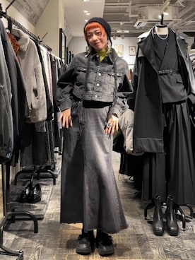 「アイテム（デニムスカート）」を使った、HARE / 瑜ユイさん（レディース・165cm・20代）の秋コーディネート