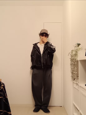 「アイテム（スウェットパンツ）」を使った、punimeganeさん（メンズ・184cm・40代）の秋コーディネート