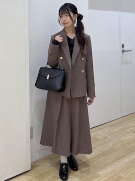 「ROPE' PICNIC（ロペピクニック）のROPE' PICNIC PASSAGE byHARUTA メタルモチーフローファー（ローファー、ブラック系）」を使った、SAKIさん（レディース・153cm）の秋コーディネート